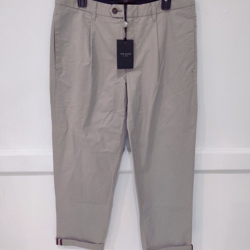 NWT Ted Baker Relaxed Fit Pleated Trouser PRETTY Pant Stone Size 34 $146 3B049